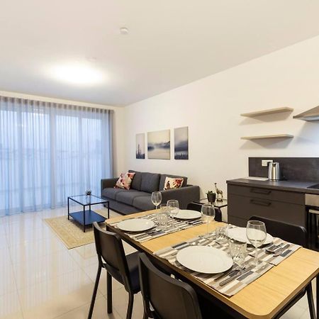 Beautiful Central Penthouse 1Br Ta Xbiex Buitenkant foto