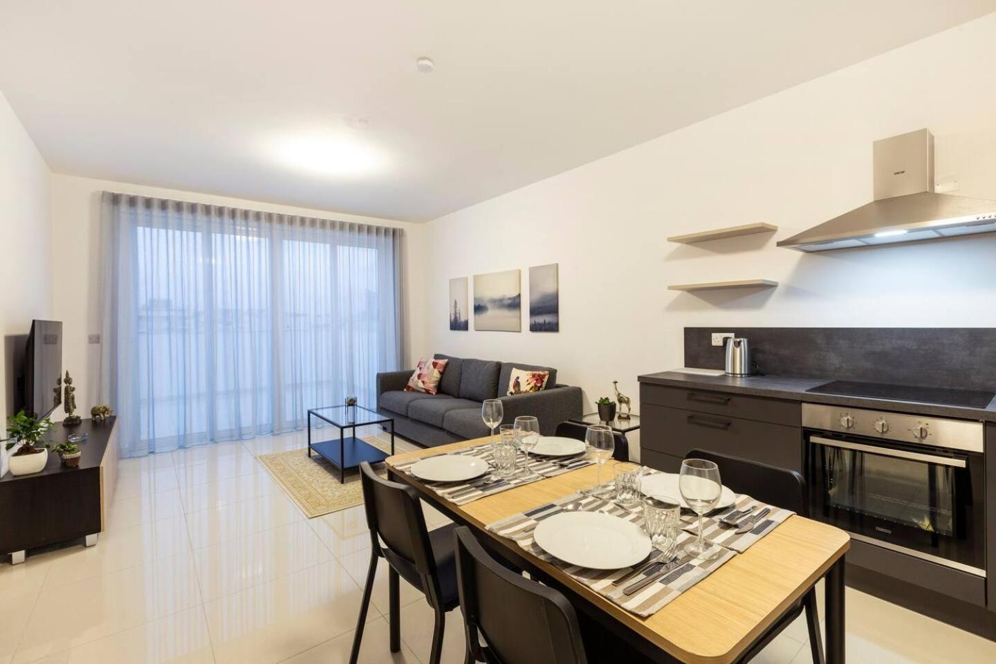 Beautiful Central Penthouse 1Br Ta Xbiex Buitenkant foto